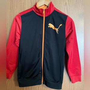 Boys Puma zip down jacket size Medium